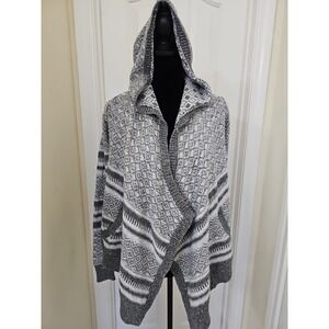 Abercrombie & Fitch Hooded Sweater XS‎ Gray White Geometric Pattern Beach